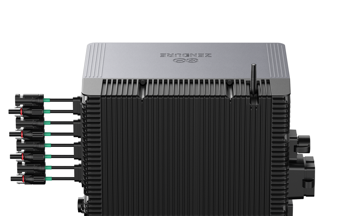 Zendure SolarFlow 2400 Pro – 2.4kWh Solar Battery